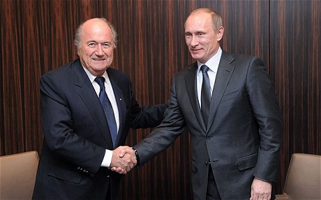 Sepp_Blatter_shaking_hands_with_Vladimir_Putin