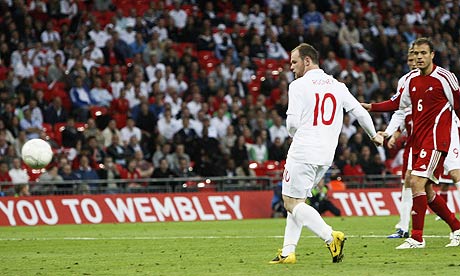 Wayne_Rooney_scoring_for_England