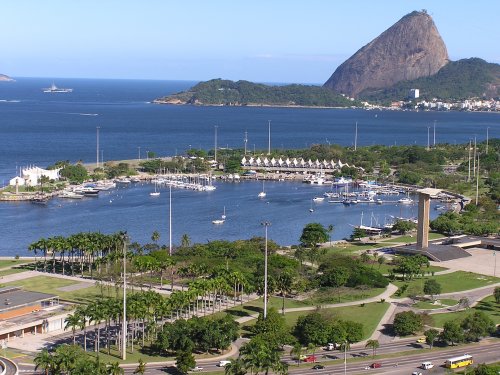 Marina_da_Gloria_with_Sugar_Loaf_in_background