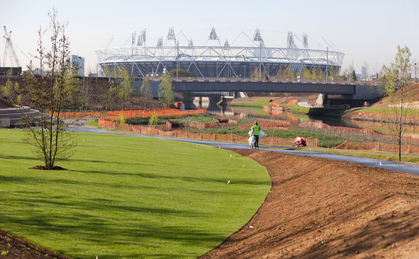 Olympic_Stadium_in_landscaped_Park_April_11_2011