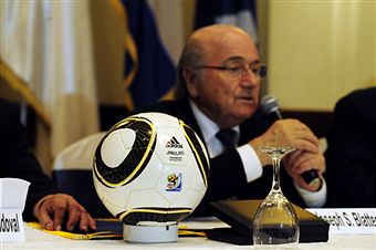 Sepp_Blatter_in_Nicaragua_April_14_2011_2