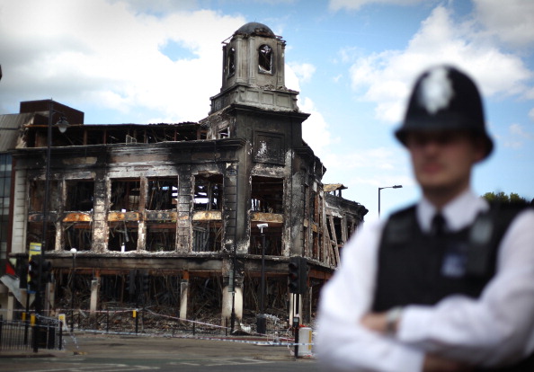 Tottenham_riots_11-08-11