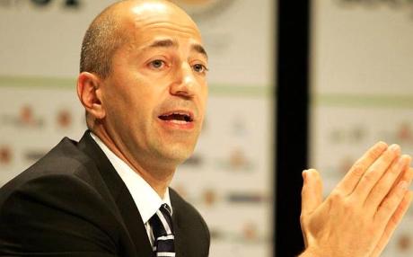 Ivan Gazidis_head_and_shoulders