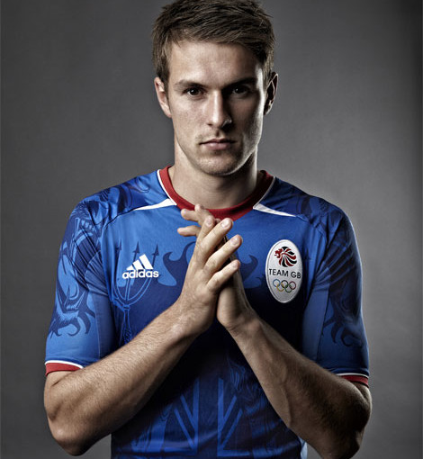 aaron ramsey_03-11-11