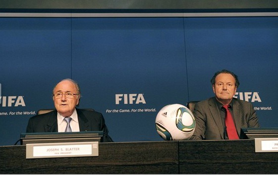 sepp blatter_and_mark_pieth_30-11-111