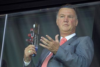 Louis van_Gaal_in_suit