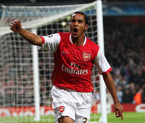 Theo Walcott_celebrating_goal