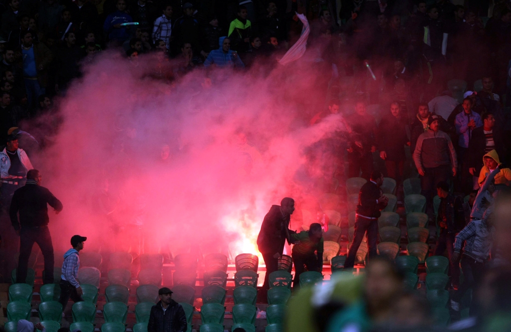 egypt football_violence_02-02-121