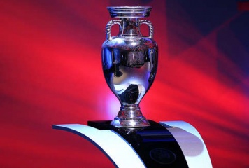 Euro 2012_trophy