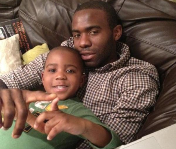 Fabrice-Muamba-and-son 21-03-12