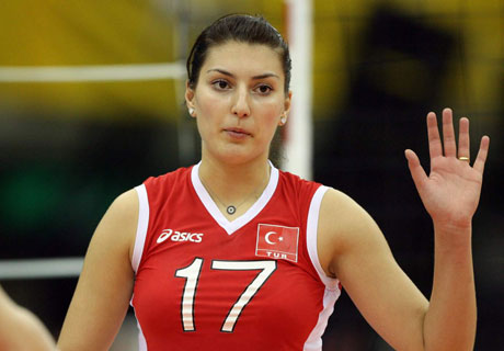 Neslihan Demir_Darnel_in_Turkey_kit