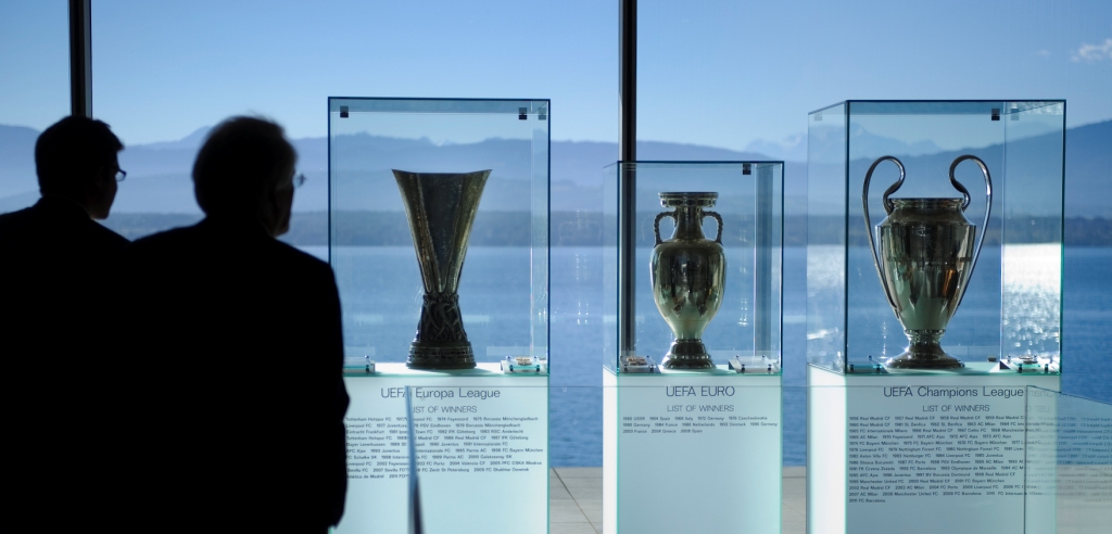 UEFA Europa_League_Euro_and_Champions_League_trophies_03-04-12
