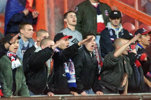 Footabll fans_Nazi_salutes_June_10