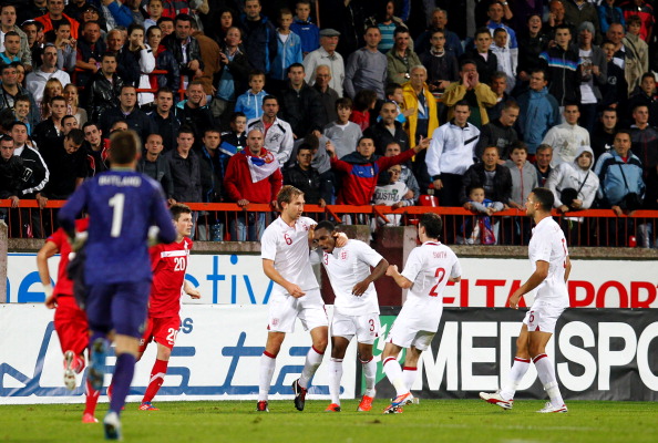 Danny Rose_of_England_Under-21_against_Serbia_Under-21