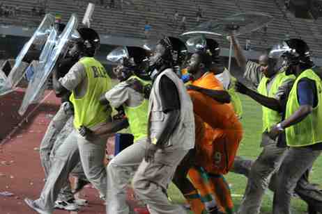 Riot stops_Senegal-Ivory_Coast_match_Oct14