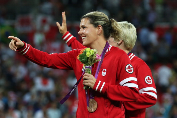 christine sinclair_26-10-12