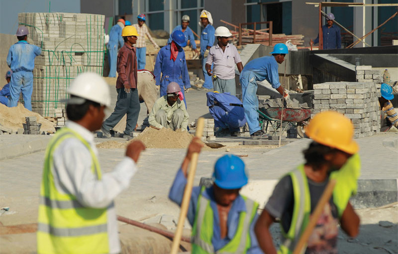 qatar 2022_workers_04-10-12