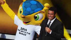 ronaldo and mascot