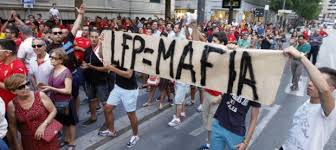 Murcia fans protest