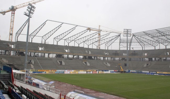 gornik stadion budowa 650