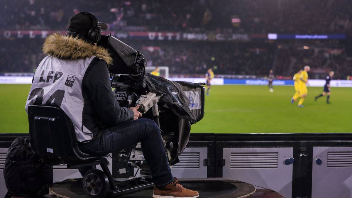 ESPN beats off telecoms rivals to renew Eredivisie domestic rights until  2030 - Inside World Football