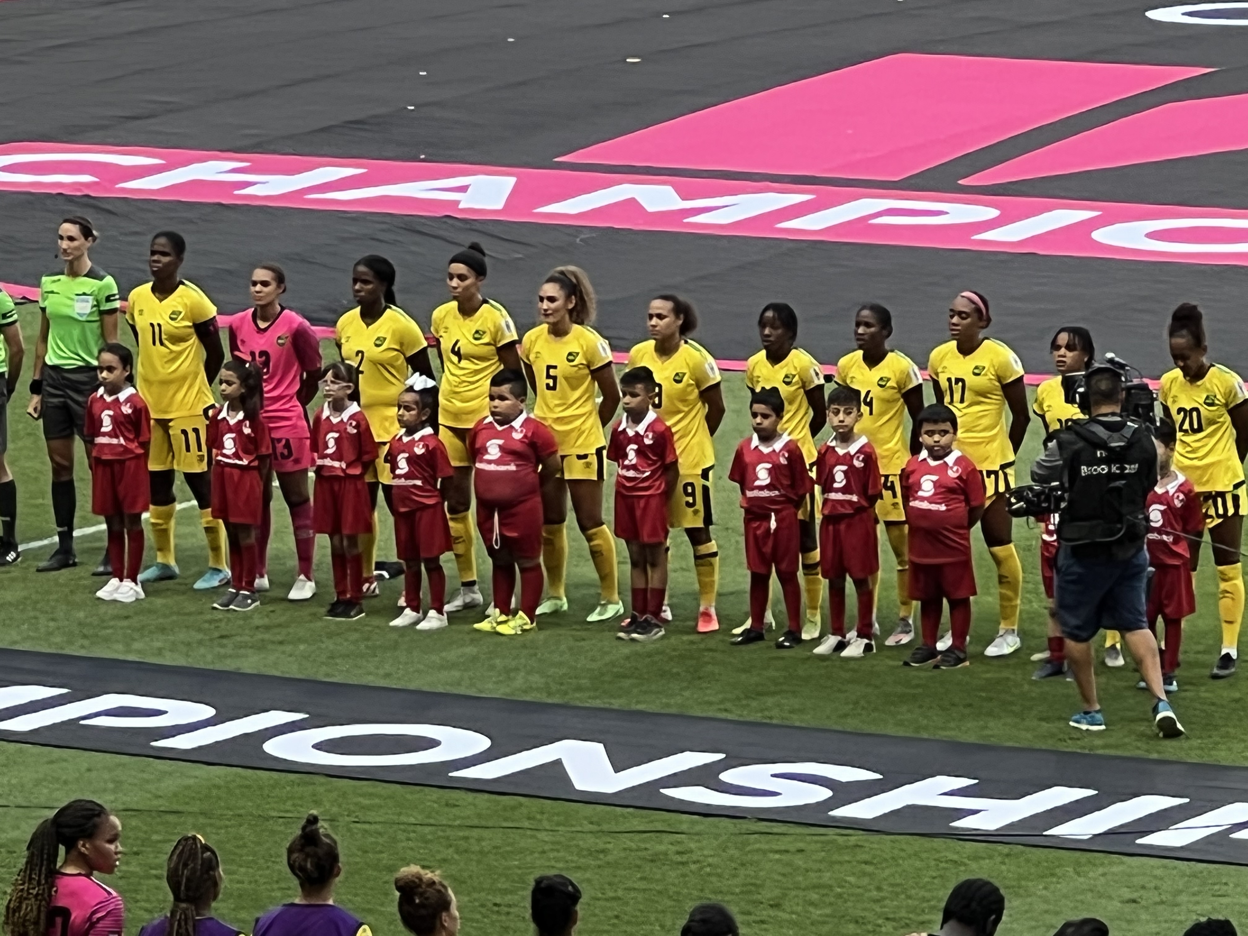 La FA jamaicana deja la historia al estrellar a las Reggae Girlz en Houston